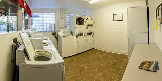 RV | Guest Laundry